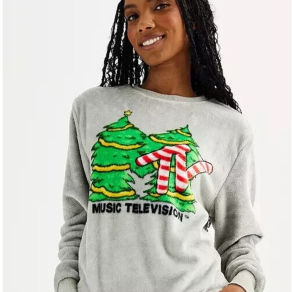 MTV Gray and Green Fleece Sweatshirt